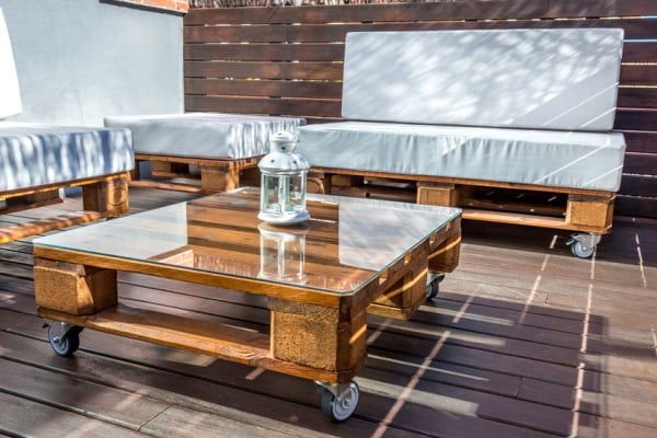 Mesa terraza realizada con maderas recicladas!